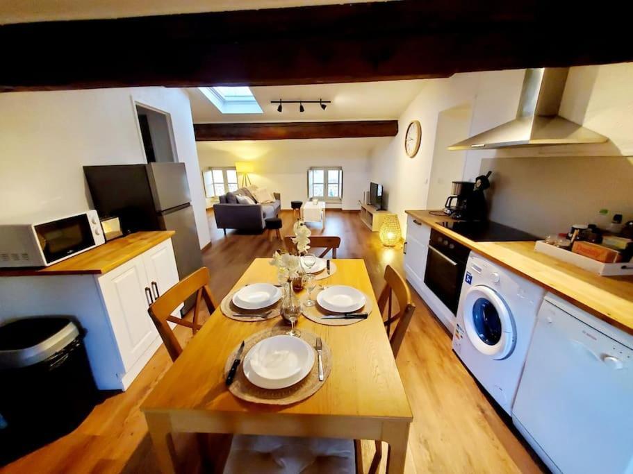 Appartement Chaleureux Au Pied De La Cite Avec Parking Carcassonne Dış mekan fotoğraf