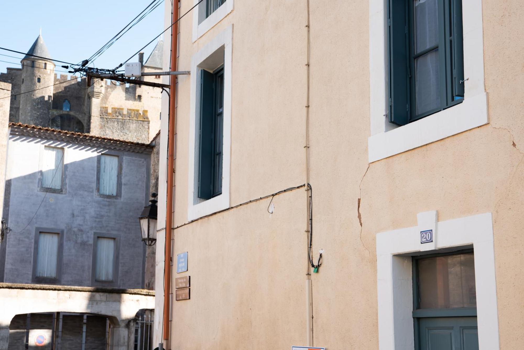 Appartement Chaleureux Au Pied De La Cite Avec Parking Carcassonne Dış mekan fotoğraf